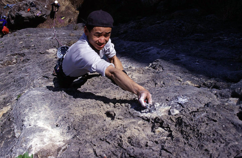 Another Wonderland classic. An early ascent of Leaving the Stone Age by Ma Zhiyong.