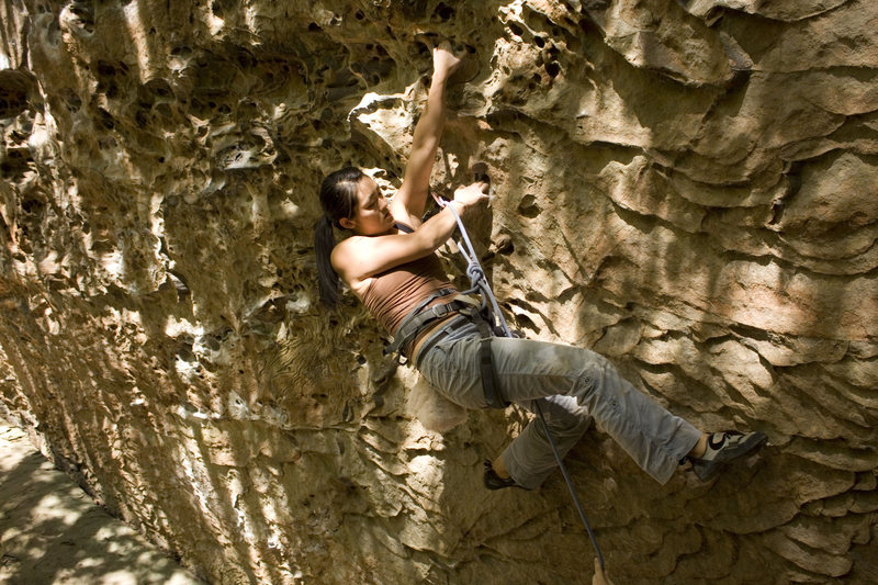 Narissa doing the crux traverse.