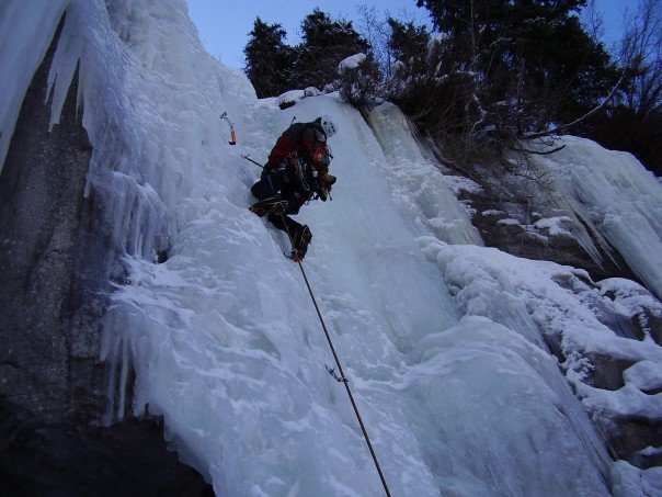 Eric Sutfin on Pumphouse in very thick conditions 12/06.