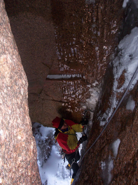 The '90s are back; Erik Wellborn climbing pitch 2 in typical thin conditions. Photo by Chris Alstrin.