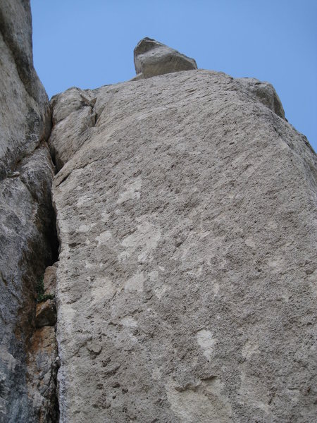 This wall bookends the large headwall and has a burly looking bolted route on it. very overhung despite the photo.