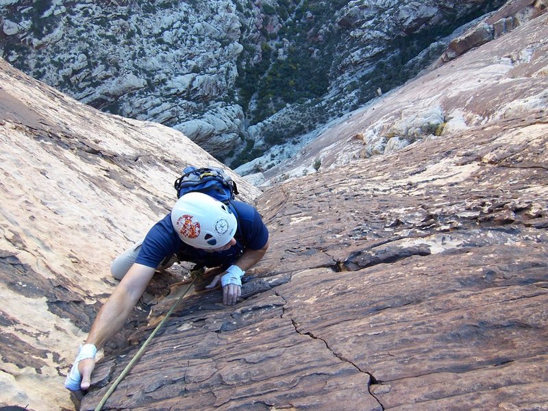 High up on Epinephrine, you can see a handful of climbers on Dreams of Wild Turkeys way off in the distance.