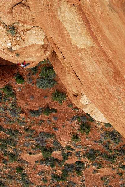 richard finishing up the 3rd pitch traverse as seen from the summit of the spire