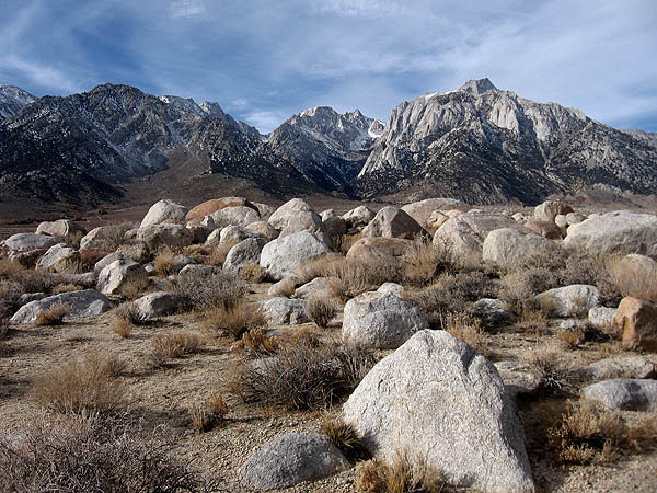 Lone Pine Peak is the peak on the right, from Tuttle Creek Campground.<br>
Photo by Blitzo.