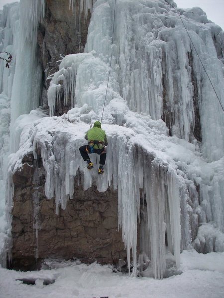 The ice did go all the way to the ground, I guess Rob got a little too excited