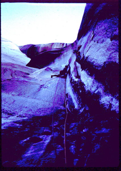 Bob Horan free climbing in the upper dihedrals.