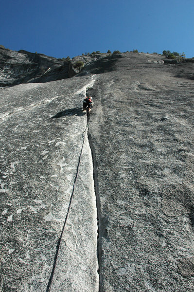 Bill Roehrich climbing Serenity Crack in Yosemite Valley.<br>
<br>
Photo by Chris Vultaggio