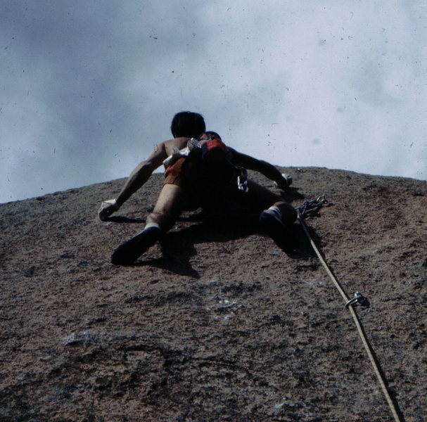 Bob Horan sending the 5.12 finish to Wunsch's Dihedral aka The Prayer Book Variation.