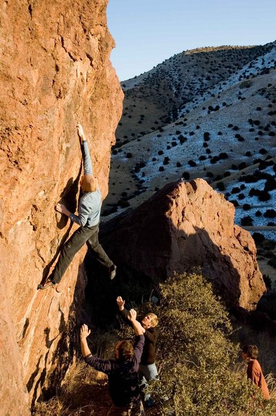 Chris E sticking the first right deadpoint.