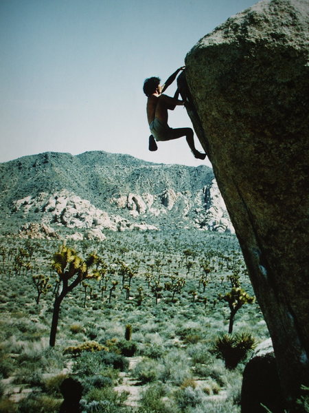 Rick Dierkson bouldering the White Rastafarian, photo: Bob Horan
