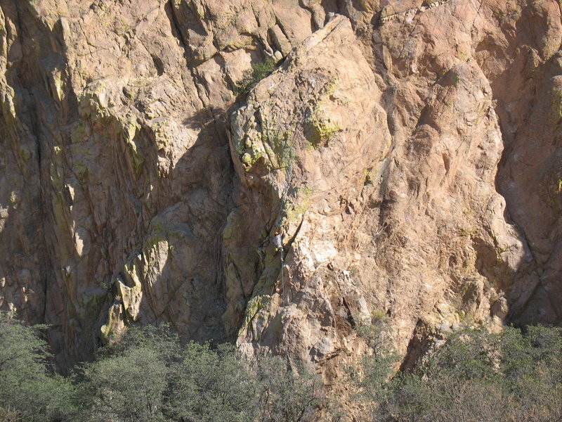 Angel Pulling roof on first lead just after he finished bolting. The rope is just a repel line on different anchors. Not the rope he was using.