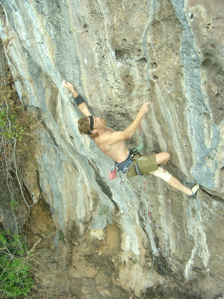 J.Foley climbs Hang On 7a+ Photo:Dan Mcquade