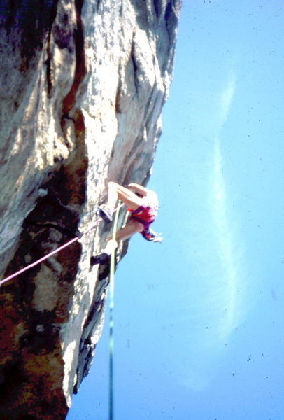 An early lead of Super Crack of the Gunks. Photo: Bob Horan Collection.