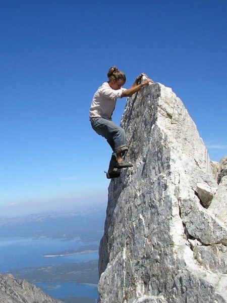 Good photo op on this exposed block near the summit. Taken with a timer.