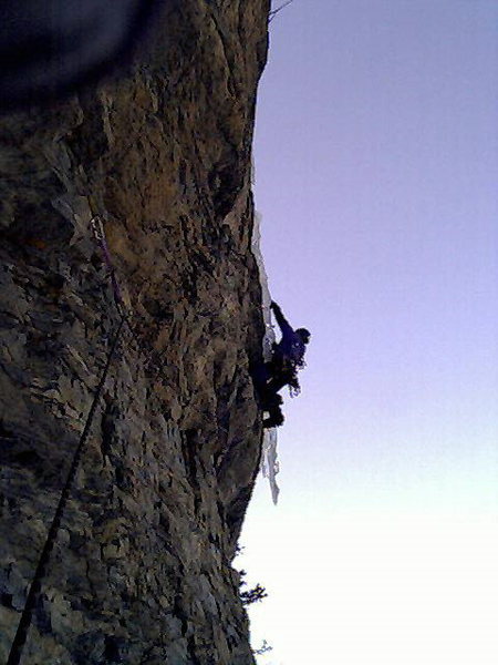 Only one hand belaying me?