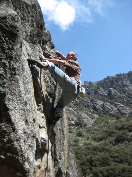 Josh on "Gringos y Chinos" V6