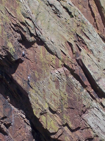 Climbers on Love Minus Zero, Eldorado Canyon, photo: Bob Horan.
