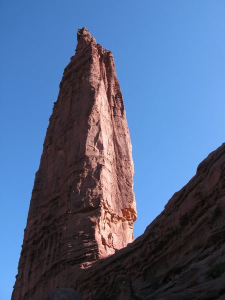 Sundevil seen from the base of the titan on the approach.
