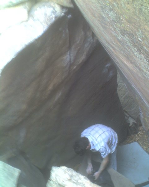 Exit mantle for Tornado, traverses the bloc on the left on the crimps.