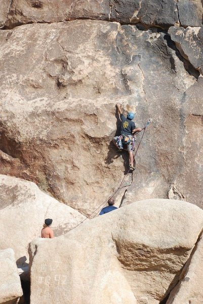 Lluis Penalver-Aguila at the crux. Photo by Scott Nomi.