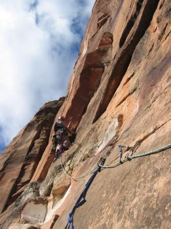 Pitch 1. A red alien is key for the crux. A fall will put you on the ground.