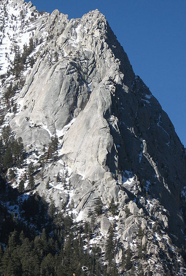 Candlelight Buttress.<br>
Photo by Blitzo.
