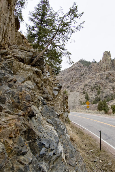 The approach to the trail. Green fixed rope near the top of the scramble (present as of 4/11/09).