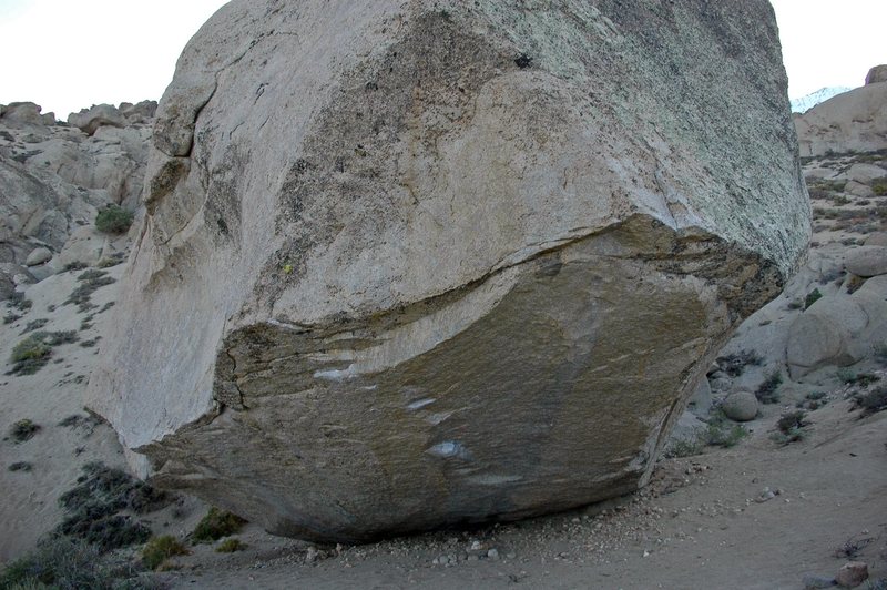 'Spectre', chalk line center