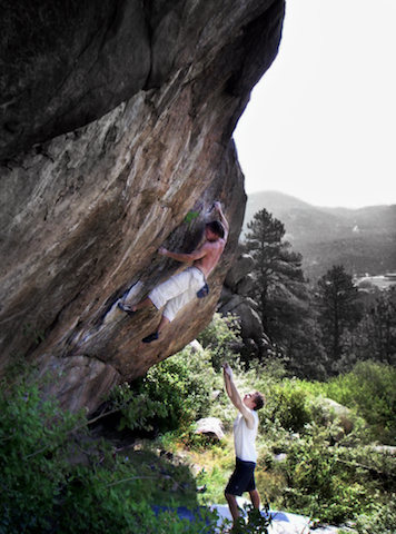 Justin Hausmann finding "Wisdom (V3)."  The Brothers Lookout 1st Terrace (South Side).  Three Sister Park, Colorado.