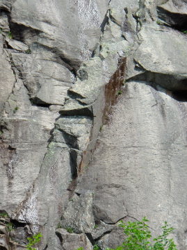 The corner and higher up right some of the crack face.