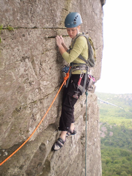 Traversing towards P1 belay corner