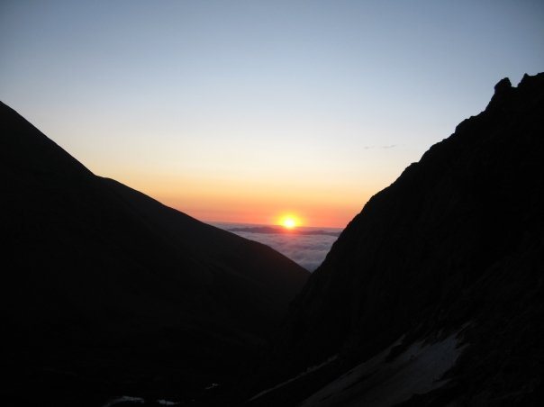Sunrise from near the top of Broken Hand Pass.
