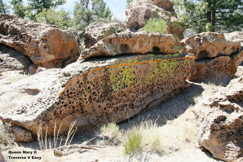 Queen Mary II Boulder Topo