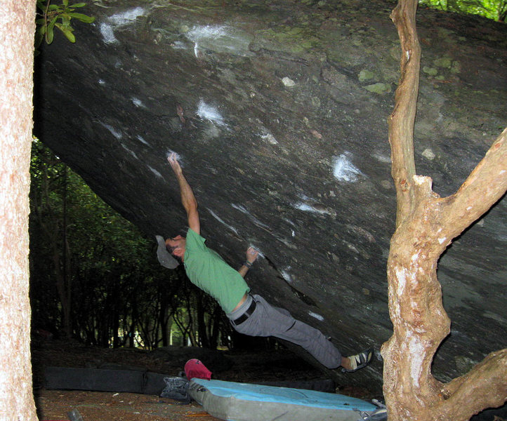 Aaron Parlier past 45 on "Athena" (v7) on the Olympus Boulder