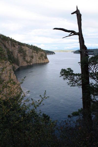 Deception Pass WA State Park<br>
There is a route waiting to go up in here:)stay tuned for more.