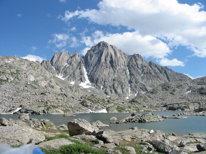 A broader view of Ellingwood Peak.