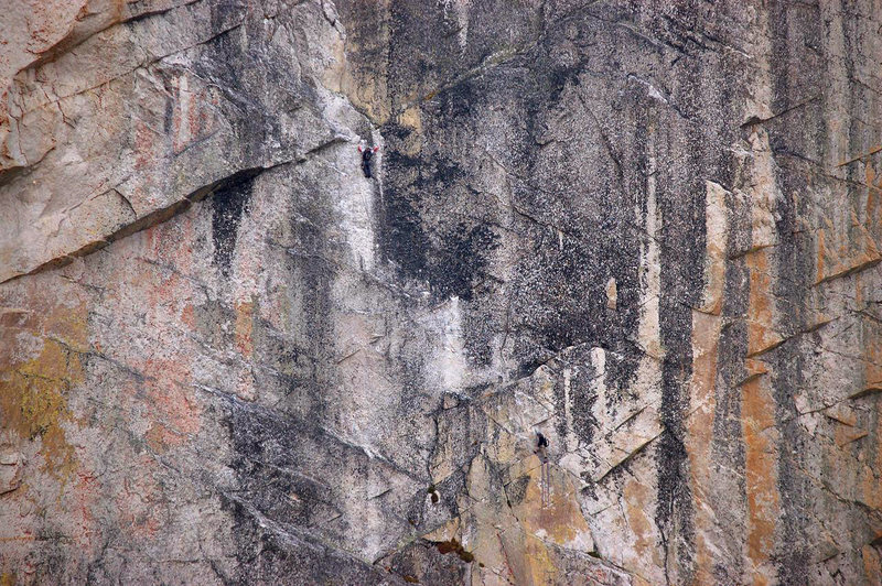At the last hard move on P2. Photo by Ian Desberg.
