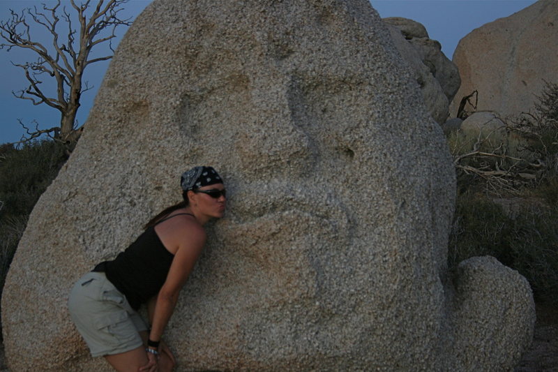 Agina with a kiss for the Rock Guardian of Grapevine Canyon.