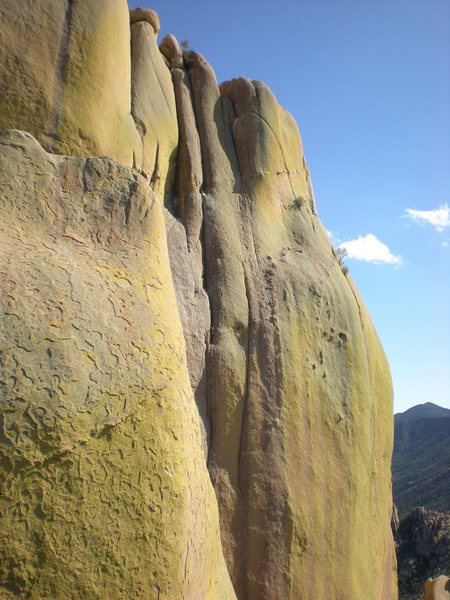 This is the shoulder of the main Rockfellows Dome, taken from the top of End Pinnacle.
