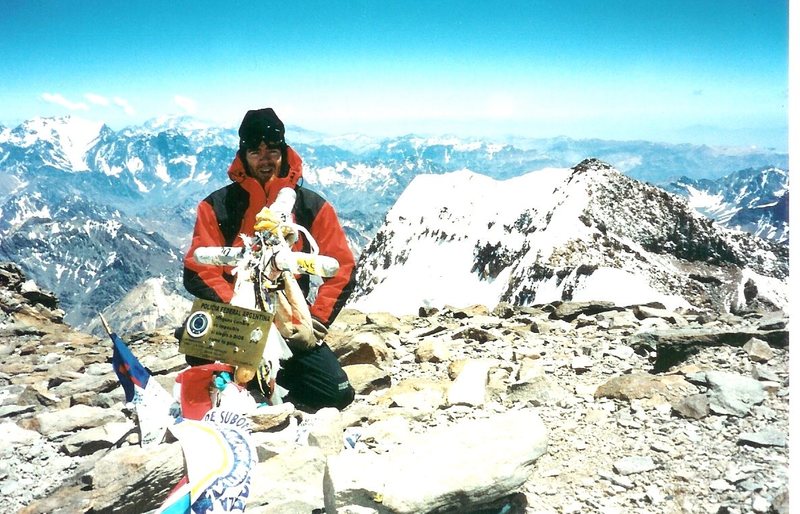 Climbing at high Altitude with Oxygen...should climber get summit