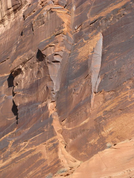 Close up of the route. The crack appears much thinner than it is when viewed from the road.