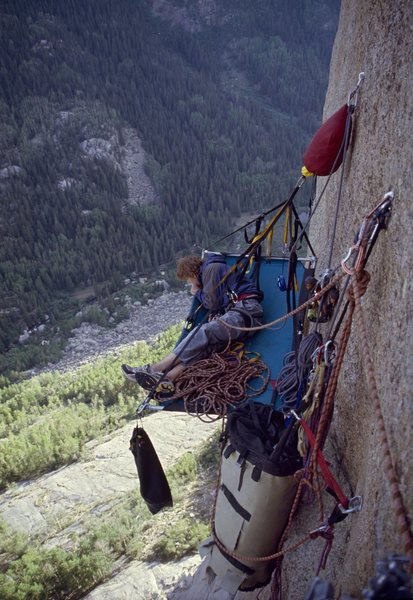 Kris French tests out his shiny new 25-bolt anchor on the Arkansas Route aka "The Pinkest Taco".