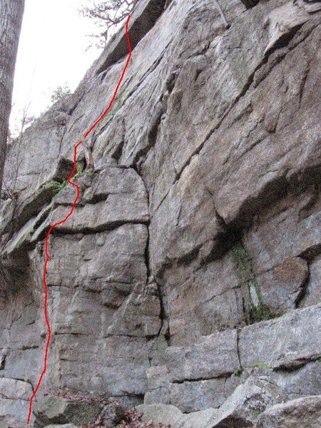 The horn is at the top of the initial arete. Note - the dead stump is about ready to fall off.