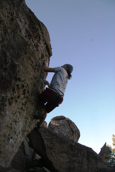 Pulling through the upper section of Pocket Rocket, V4