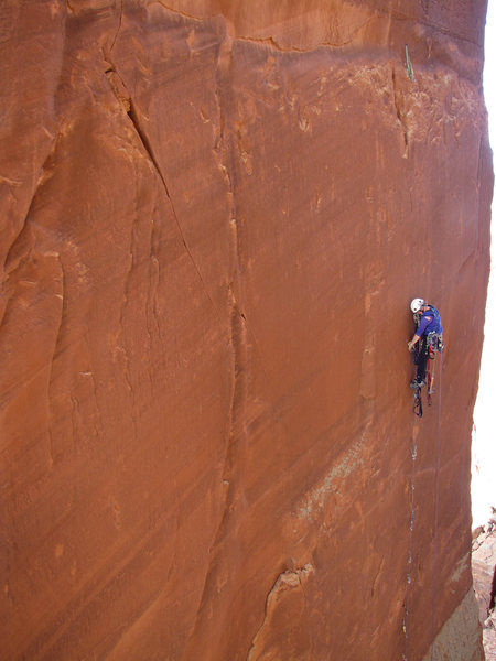 Jeff Widen leading the first pitch of Trisstin's Tower.<br>
<br>
A big thanks to Ben Kiessel who jugged back up our fixed line to get these shots!