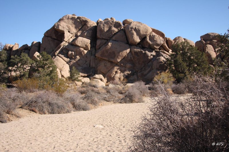 Double Cross Rocks