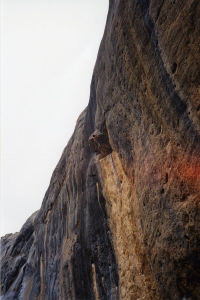 Campusing through the roof on the on-sight of Tenere, not necessarily the best way to do it but it worked.<br>
<br>
Photo by Linda Wong 2001