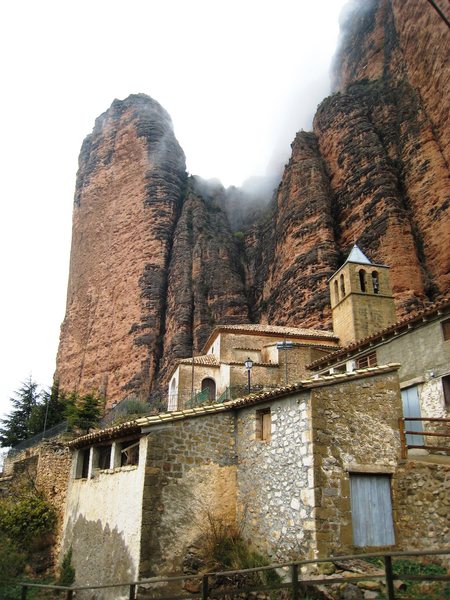 The tiny village of Riglos features enormous walls of large, orange cobbles, with routes up to 10 pitches long.