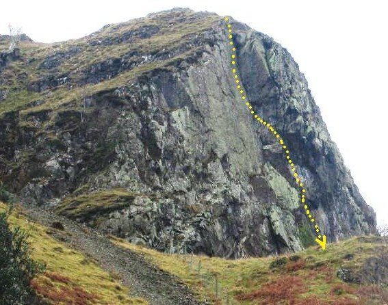 Upper Falcon Crag.The line of Route 1 200' E3 (5.10d).First pitch is not shown
