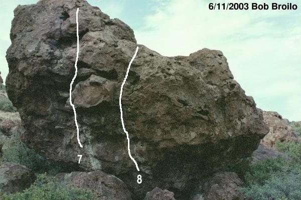 Colon Blow Boulder West face<br>
7 - Colon Blow<br>
8 - Super Colon Blow